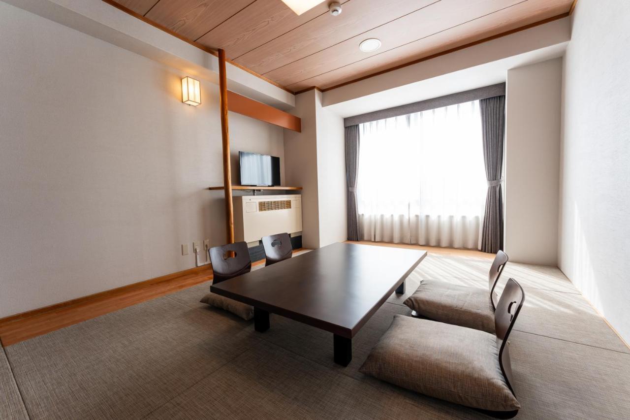 Kamenoi Hotel Kusatsu Yubatake Екстериор снимка