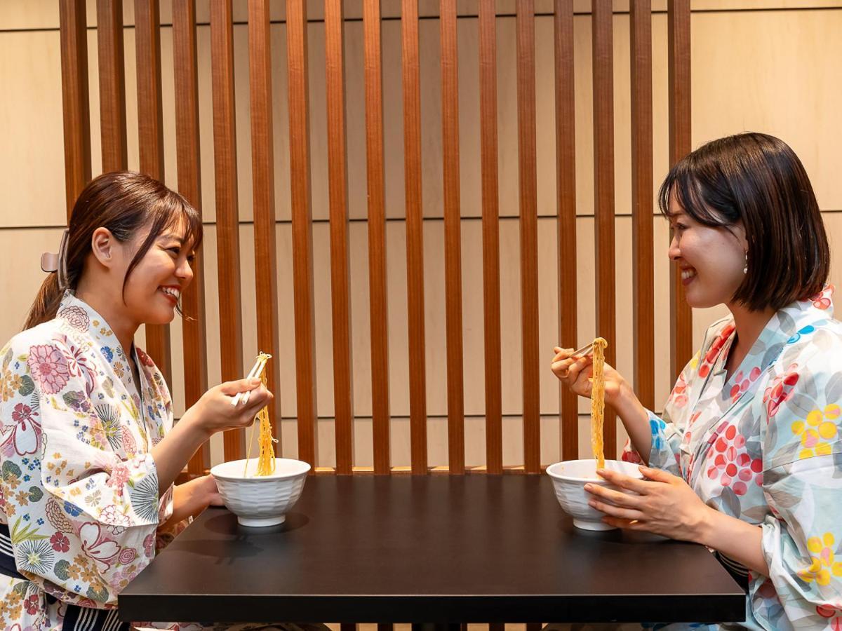 Kamenoi Hotel Kusatsu Yubatake Екстериор снимка